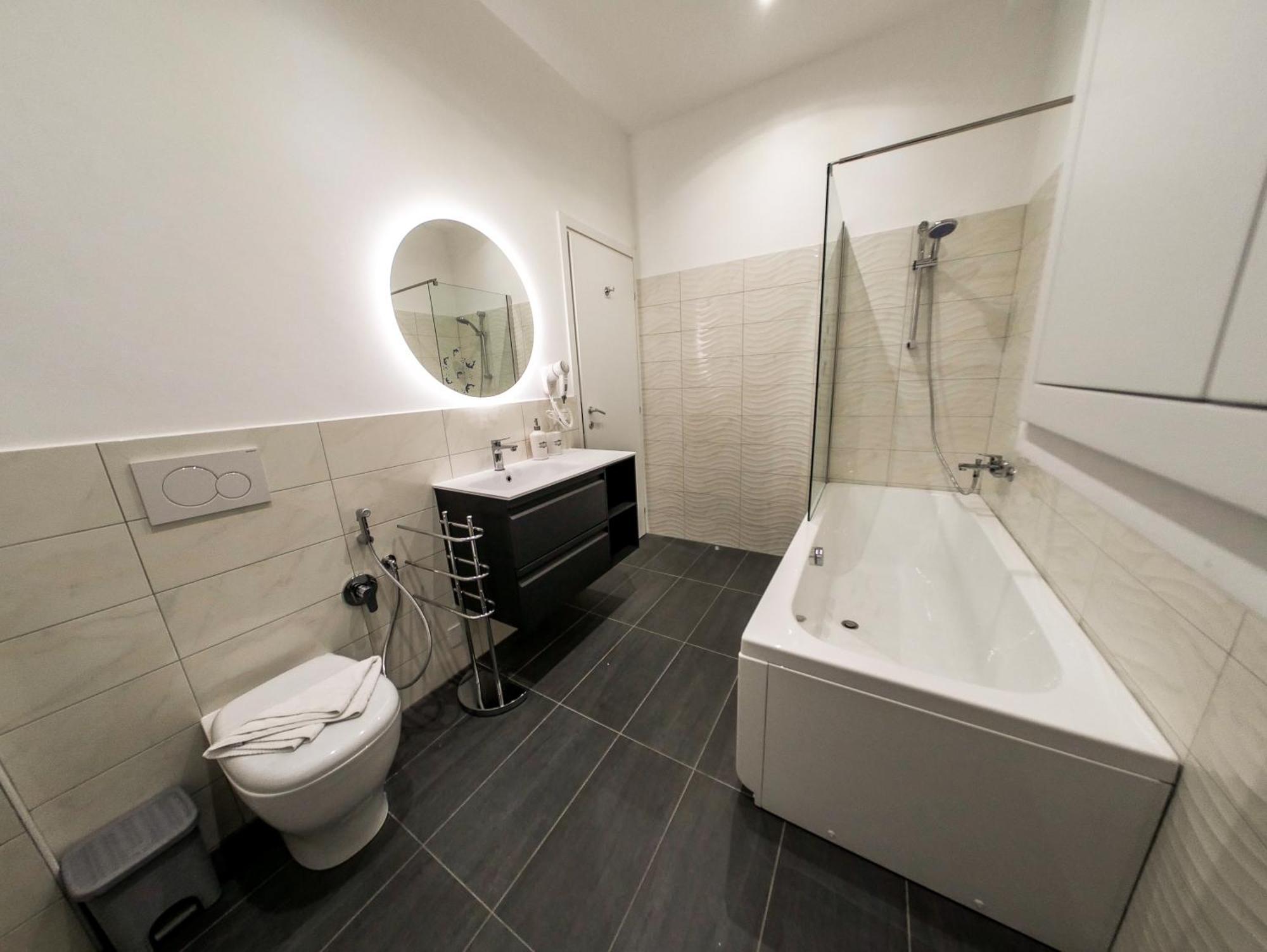 Chic Modern 2-Bedroom Near Metro Rome Buitenkant foto